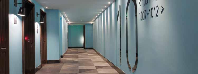 Eduardo Becker - hotel Yoo2 Rio Quadrada LED em forros de gesso. Você vai experimentar um efeito luminoso de destaque com facho orientável, colocando praticidade e decoração em primeiro lugar.