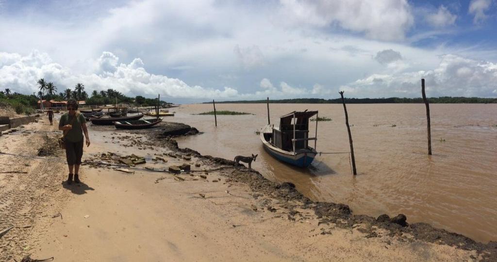 INTRODUÇÃO O Delta do Parnaíba é um importante território da Costa Nordeste do Brasil. O rio Parnaíba é uma estrada líquida, divisor natural entre os estados do Piauí e do Maranhão.