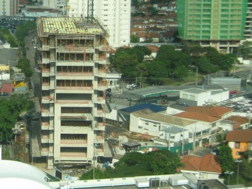 Progresso da Construção das Torres Comerciais para Locação