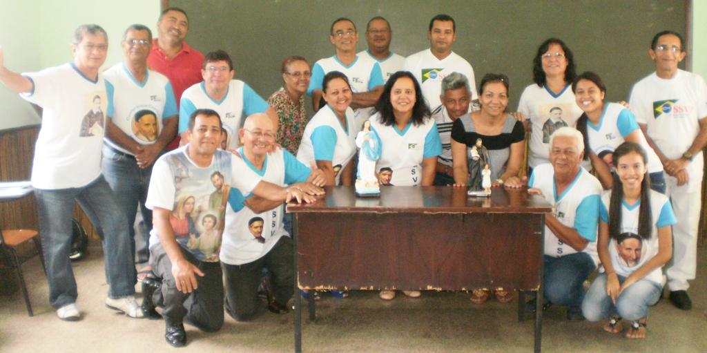 dois novos vicentinos. Foram proclamados o confrade Rogério Batista de Souza e sua esposa a agora consócia Maria Aparecida Ramalho da Silva.