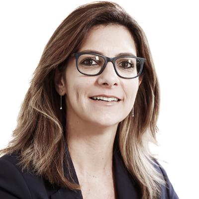 Professoras Adriana Pallis Sócia do Machado Meyer Advogados e head do grupo de M&A e direito Societário desde 2015.