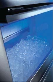 PRODUTORES DE GELO PRODUTORES DE GELO Os Produtores de Gelo da ZANUSSI Professional são na sua múltipla gama, produtores de cubos de gelo e de flocos, e a solução mais indicada para bares, pubs,