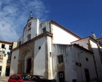 Salvador e está inserido na Zona Especial de Protecção provisória da zona Candidata a Património Mundial da Unesco, no grau de interesse Nacional, Universidade de Coimbra Alta e Sofia.