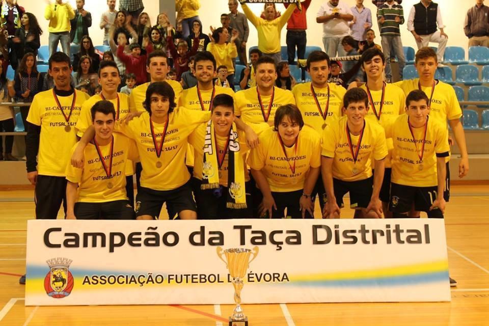 2 Taça Distrito de Évora Participaram na prova 6 equipas, sendo a mesma disputada em duas mãos a eliminar, sendo finalistas as
