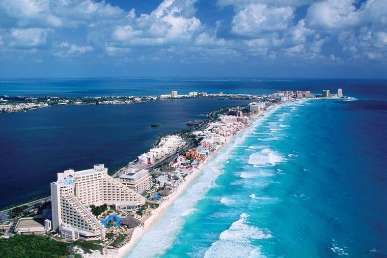 INFORMAÇÕES DE CANCUN Cancun é o principal destino turístico do México, atraindo 2,7 milhões de visitantes por ano de todo o mundo. Hoje, conta com uma população permanente de 500.