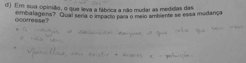 Em uma das questões foram utilizados embalagens e envelopes de BAND- AID de 10 e 40 unidades para que os alunos pudessem obter uma melhor visão espacial.