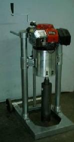 00 Sonda rotativa à gasolina, motor 4,5hp Sonda rotativa à gasolina, motor 8,5hp http://www.cesec.ufpr.br/docente/ andrea/tc029/investig2.