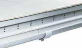 2) Schlüter -BARA-RT é um perfil de escoamento em forma de T em alumínio lacado para remate das zonas de escoamento livres em varandas de terraços.