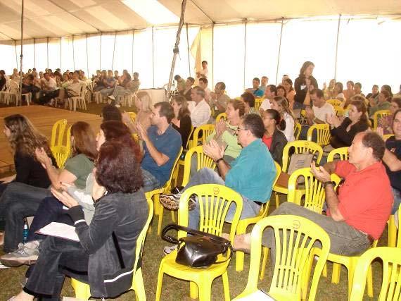A Agência PCJ, representando os Comitês PCJ, participou do IV Diálogo Interbacias de Educação Ambiental em Recursos Hídricos, realizado em Avaré-SP de 26 a 29/09/06, onde foi apresentado um trabalho
