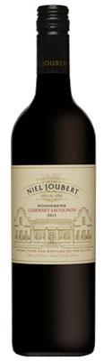 Niel Joubert Merlot 750ml 100% Merlot Vinho Tinto Seco 14,5% 18 C Visual: Coloração vermelha rubi com traços violáceos.