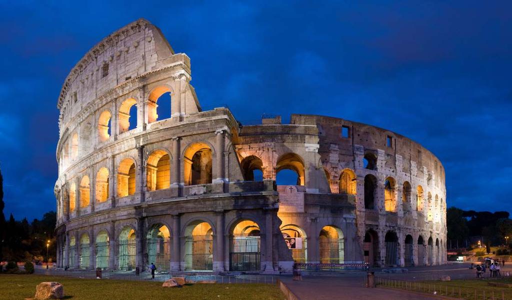O Coliseu de Roma, mandado erigir por Vespasiano, serviu para