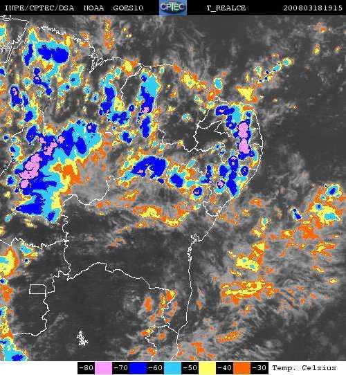 nebulosidade, principalmente formadas por nuvens convectivas profundas e, em alguns casos, isoladas, evidenciando a existência de Sistemas Convectivos (SCs).