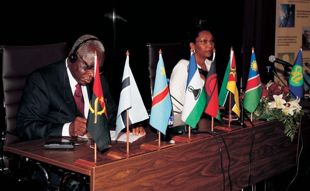 COOPERAÇÃO Ministros da SADC discutiram em Luanda situação energética da região A 32 ministra da Energia revelou, na abertura da 31ª reunião dos ministros da Energia do SADC, realizada em Luanda em