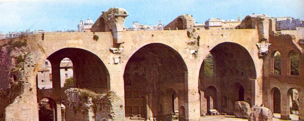 Exemplo da técnica construtiva romana: Basílica de Majencio e de Constantino Os arcos triplos da Basílica
