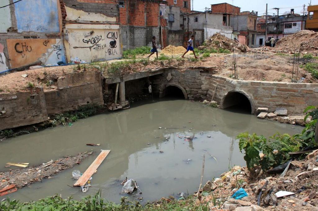 Sistema de Drenagem Urbana Fonte:Córrego Zavuvus