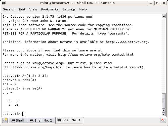 7 Figura 1.2: Octave 2.1.73 num ambiente Linux (LinuxMint, baseado no Ubuntu) Existem também implementações gráficas do Octave para ambientes Linux. Um exemplo é o Koctave.