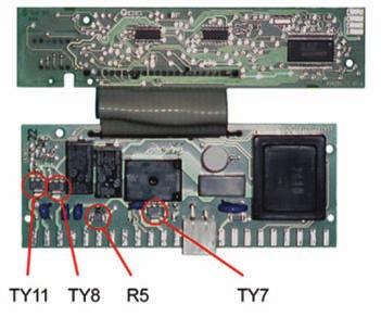 Manual de Serviço 27 Sensores Todos os sinais que saem do interruptor da porta, do interruptor de nível, do sensor NTC e dos interruptores de falha são registados e analisados pelo microprocessador