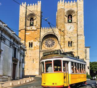 Lisboa Auditório A. Domingues de Azevedo Av.