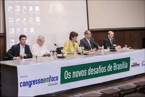 uma discussão democrática com o objetivo