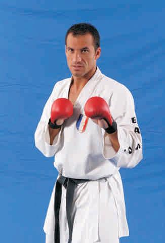 Em 1993, Christophe Pinna, venceu o seu primeiro título mundial na Copa do Mundo da Argélia. Um ano depois, em 1994, Christophe Pinna, ajudou a equipa Francesa a ganhar mais uma medalha de ouro.