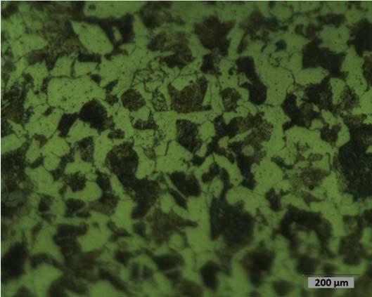 Fig.4. Micrografia do aço SAE 1040 após a Aumento 1500x.normalização. É possível notar grãos grandes de ferrita, característica de aços médio carbono.