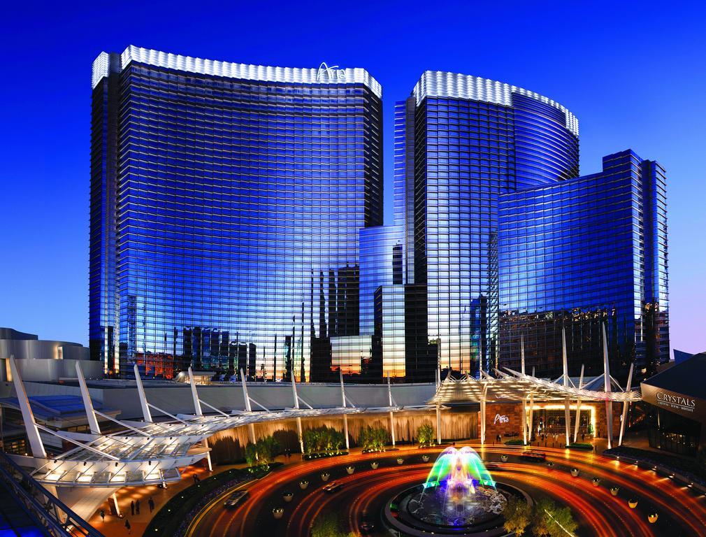 Localizado na Las Vegas Strip (área dos grandes cassinos), o ARIA Resort & Casino at CityCenter Las Vegas dispõe de um cassino de 13.935 m², 16 restaurantes e entretenimento no local.