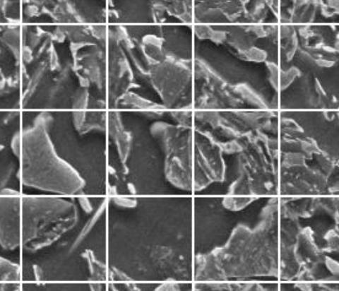 44 M F B (b) Figura 4.10 (a) Foto da microestrutura de um aço DP1000 via MEV com aumento de 5000X e grades para quantificação das fases via Método do Intercepto.