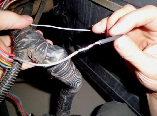 H)Posicionar os tubos termoretráteis sobre as emendas dos fios