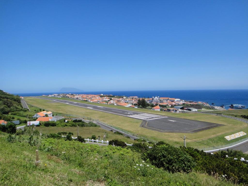 que opera em 10 aeroportos em