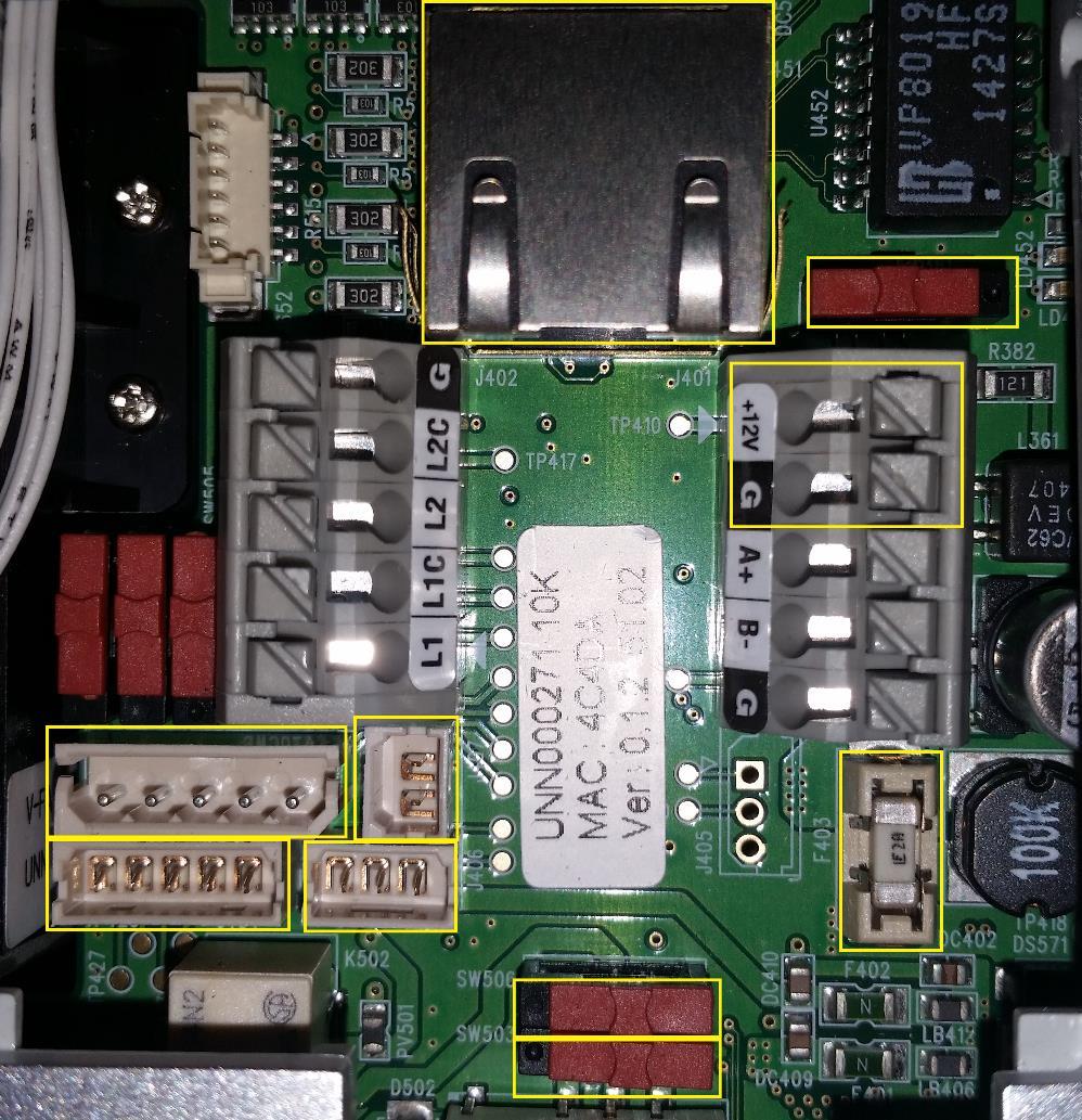 3. Descrição da Placa Placa Principal 1. Entrada de Ethernet (J451) 1. Switch para seleção de fechadura () 2. Switch para seleção de fechadura () 3. Switch para seleção de fechadura () 4.