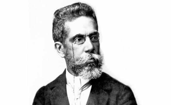 44 BIOGRAFIA Machado de Assis e um escritor brasileiro, nasceu no dia 21 de junho de 1839, no Rio de Janeiro, conhecido também pelo nome Joaquim Maria Machado de Assis, foi um jornalista, romancista,