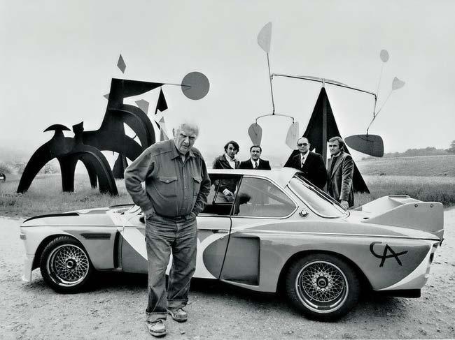 Alexander Calder (1898-1976) Criou os móbiles associando os retângulos coloridos das telas de Mondrian à ideia do movimento.