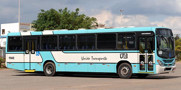 Figura 10: Ônibus da UTB-União Transporte Brasília Fonte: Site da empresa UTB-União Transporte Brasília, 2013 2015 http://www.utb.com.br/frota, acesso em Abril/2015.