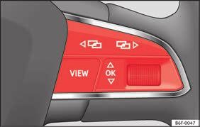 A quantidade de menus visualizados no ecrã do painel de instrumentos variará em função da eletrónica e do equipamento do veículo.