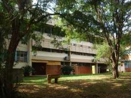 Nessa cidade se encontra o campus sede da Universidade Estadual de Maringá (UEM), a qual teve algumas de suas salas analisadas em relação ao conforto térmico.
