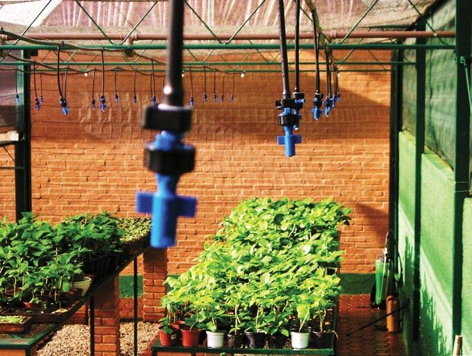 Modular Linha completa de microaspersores e microjets. Ideal para irrigação em hortaliças, frutíferas e em estufas.