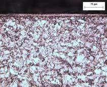 43 Microestrutura e camada nitretada pela técnica da gaiola catódica em 400 ºC do aço SAE 4320 (A) realiza da pela microscopia optica e (B) através do MEV.