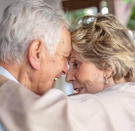 REGISTROS 6/20 NORMA DE PAULA Gilza e Lauro Menezes: 60 anos de casados O casal Gilza e Lauro Menezes festejou as Bodas de Diamante.