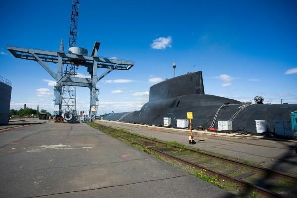 Um mergulho por dentro do submarino Dmítri Donskoi da classe Akula 2 Dos três Akulas que ainda realizam atividades, o mais avançado é o TK-208 Dmítri Donskoi.