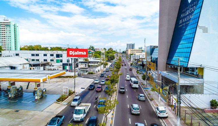 concentra os 03 principais shoppings da cidade, e, pelo menos mais 05 grandes