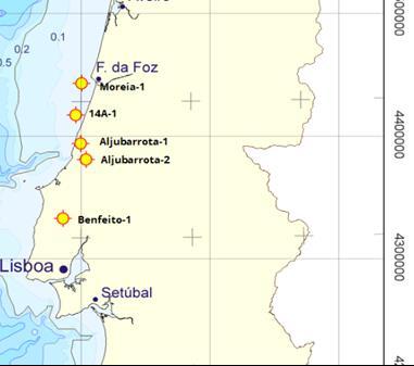Figura 29 Mapa com a localização de alguns dos poços, com indícios mais significativos da Bacia Lusitânica.