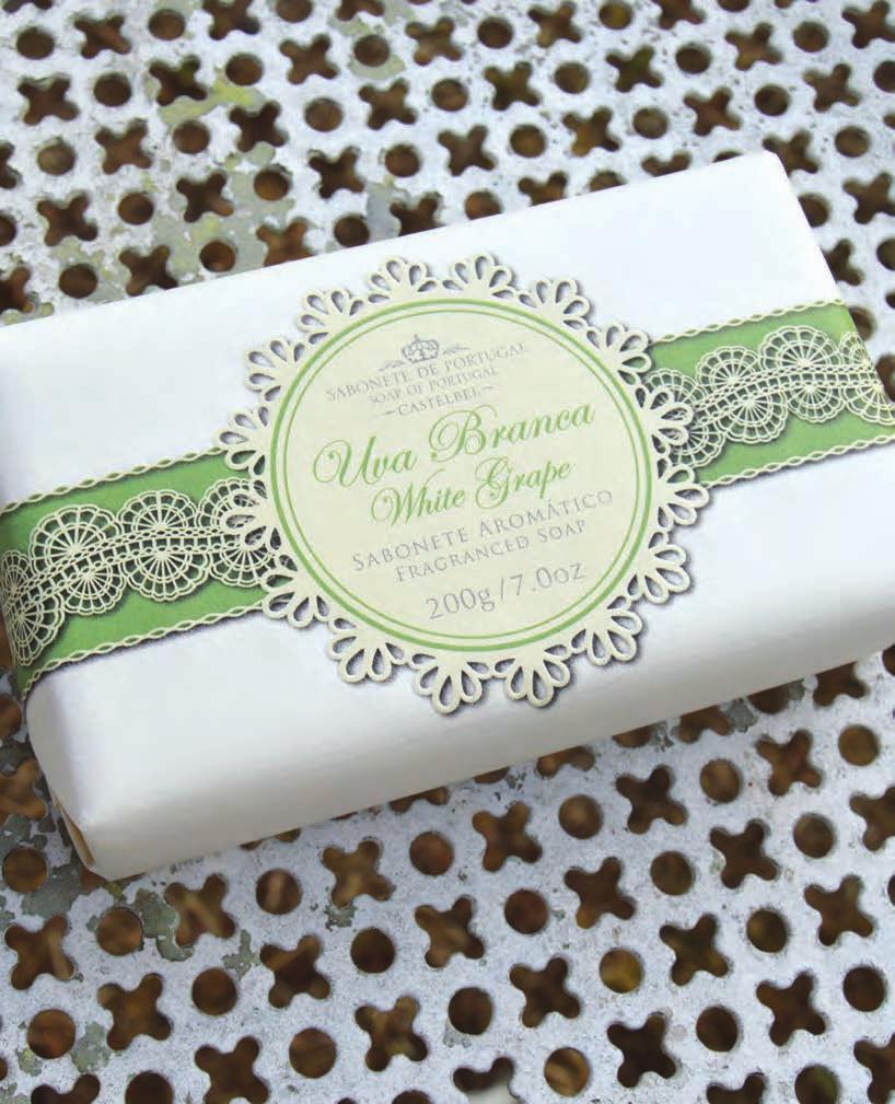 Gently cleansing and luxuriously fragrancing the skin, each soap is manually stamped with a crown and hand-wrapped to ensure the highest quality and perfection.