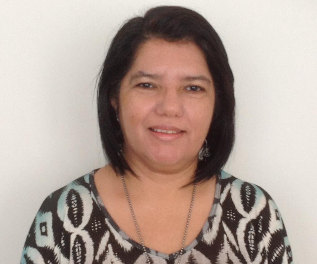 Apresentação Ana Lúcia Oliveira da Cruz é Pedagoga, Neuroeducadora, Consultora Pedagógica,