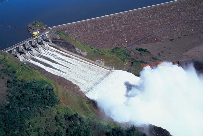 Usinas hidrelétricas Capacidade total instalada das hidrelétricas em operação: 5.
