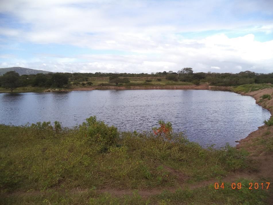 Foto 5 Barreiro construído e objetivo