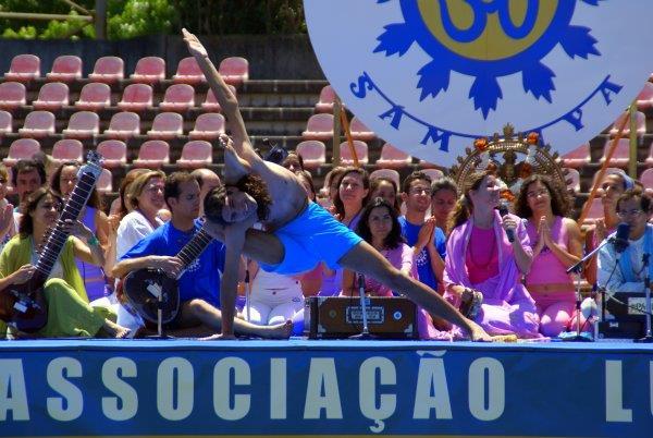 Internacional do Yoga; sem esquecer as Escolas do Yoga Nacionais que há semelhança dos anos anteriores se fizeram representar, como a Associação Budista de Portugal, os Brahma Kumaris,