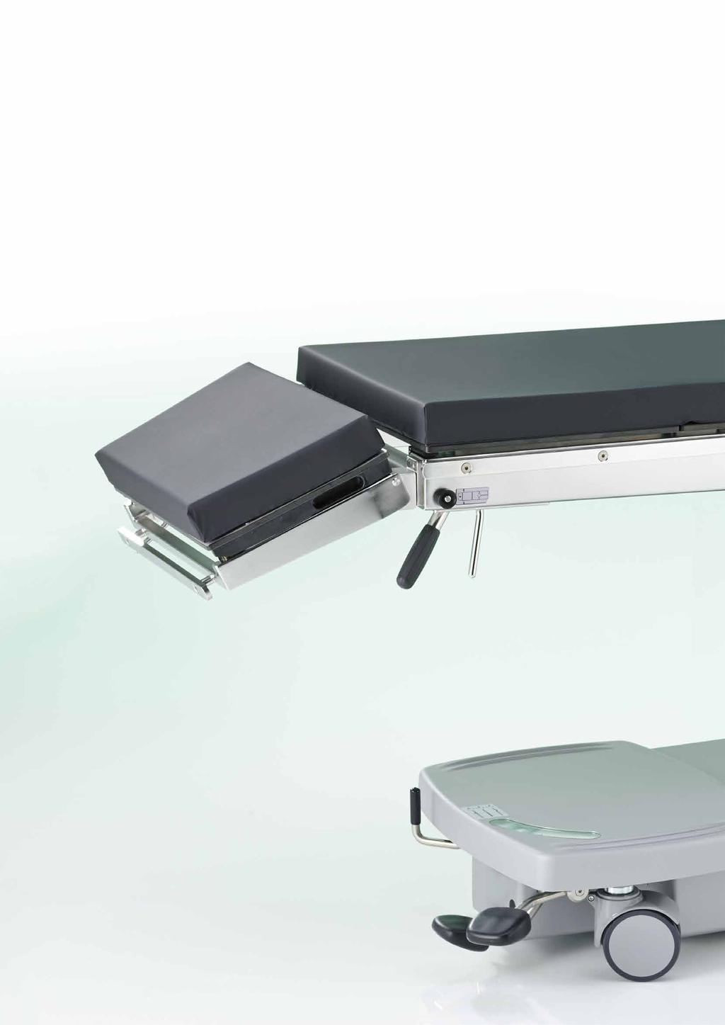 OPX mobilis 300 Mesas cirúrgicas universais Os móveis da SCHMITZ Segmento da mesa pode ser estendido na longitudinal em um total de 250 mm para uma radiografia correta do paciente em arco C (apenas
