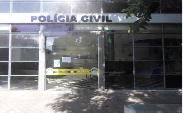 Além do Conselho Tutelar, há, no município de Corumbá, o Conselho Municipal dos Direitos da Criança e do Adolescente (CMDCA), de caráter deliberativo.