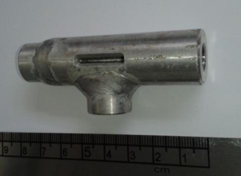 85 vareta de alumínio para solda da marca MIGRARE modelo ISI-1, que possui baixo ponto de fusão e boa aderência aos materiais do perfil e do manifold, ao fim de não causar a fusão do
