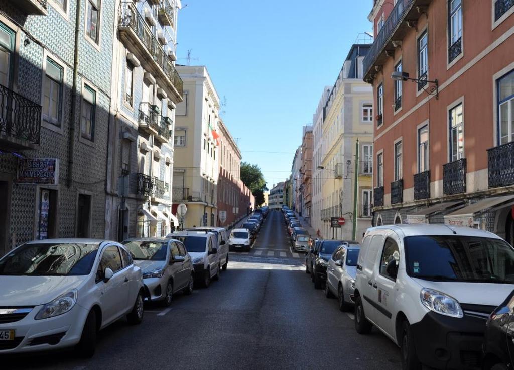 21 Vista da rua da Belavista para a rua de São Bernardo (poço de ventilação da